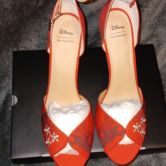 HER Universe Disney Lilo & Stitch Tiki Heelssize 11 - Picture 3 of 11